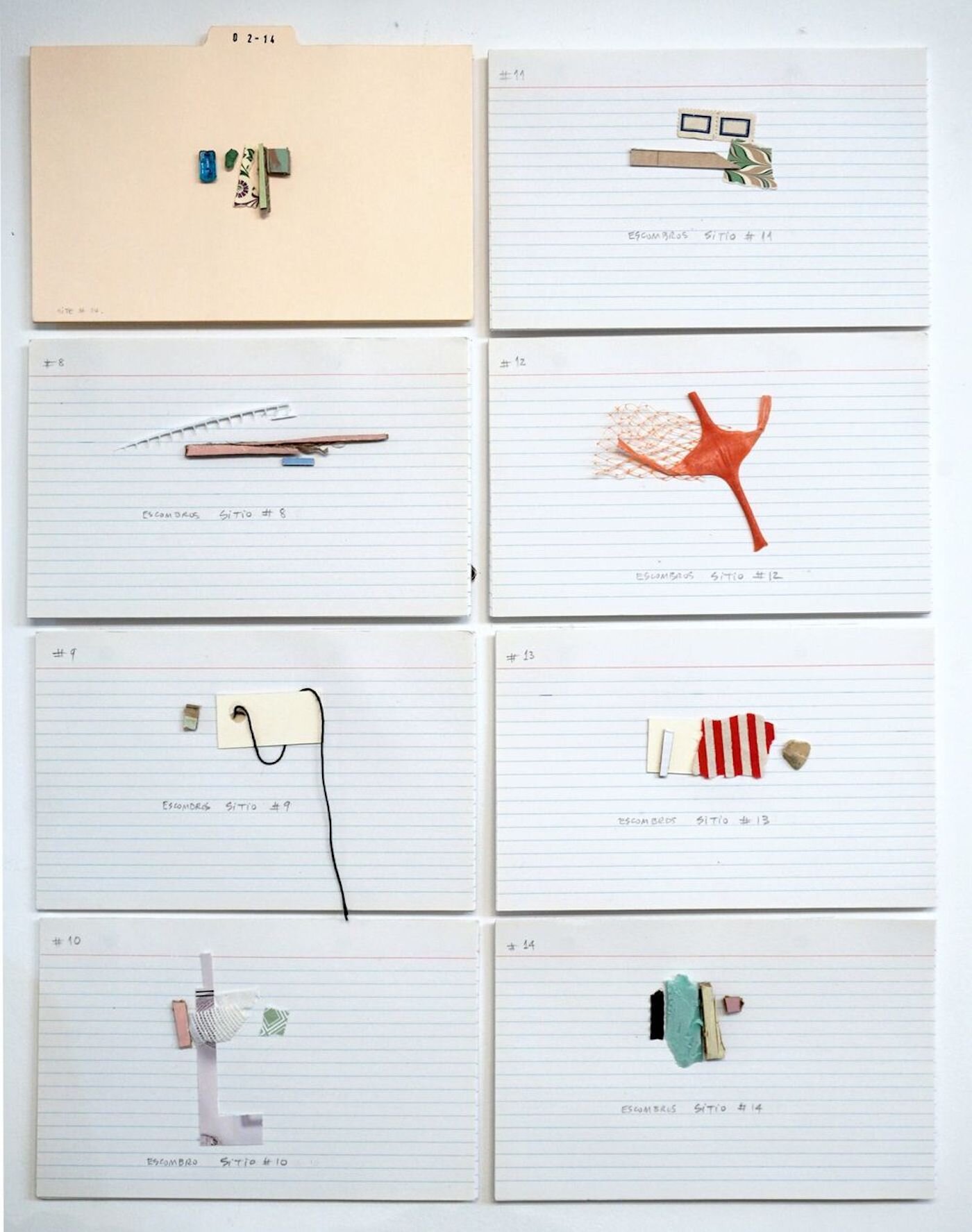 Ana Tiscornia Carpeta Políptico. Materiales varios sobre fichas de papel rayado y tarjeta de Manila 54 x 40,6 cm 2015