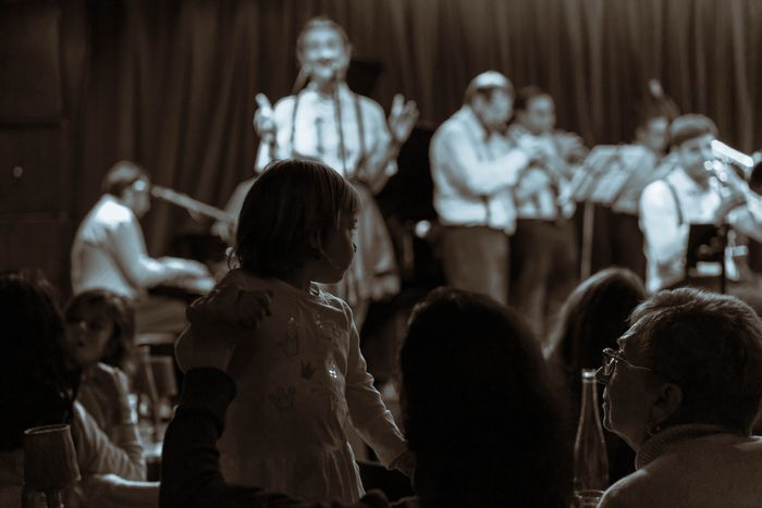 La Pequeña Big Band en vivo.